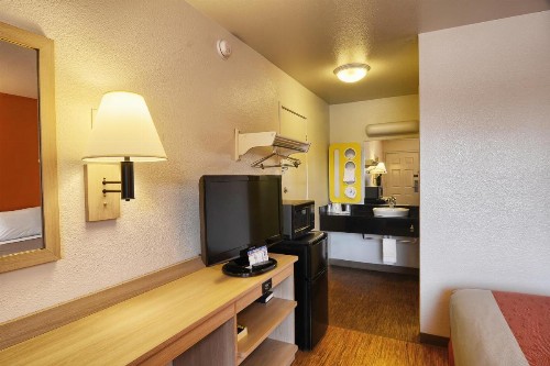 Motel 6-Coeur D'Alene ID - image 24