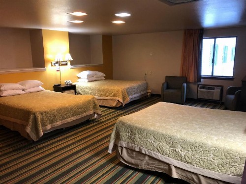 Super 8 by Wyndham Coeur d'Alene - image 18