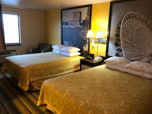 Super 8 by Wyndham Coeur d'Alene - image 2