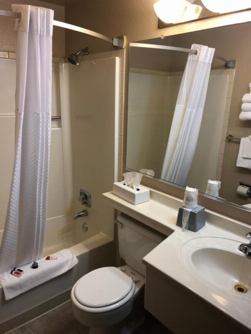 Super 8 by Wyndham Coeur d'Alene - image 26