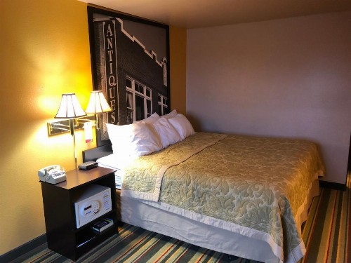 Super 8 by Wyndham Coeur d'Alene - image 28
