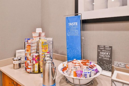 Hampton Inn and Suites Coeur d'Alene - image 12