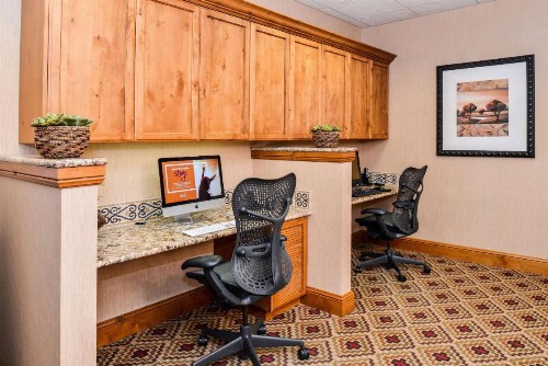 Hampton Inn and Suites Coeur d'Alene - image 4