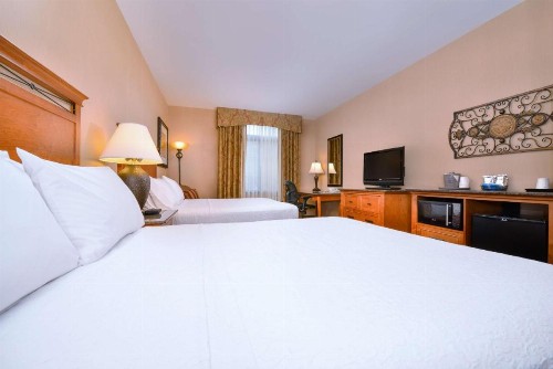 Hampton Inn and Suites Coeur d'Alene - image 7