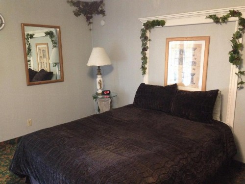 Bennett Bay Inn - image 4