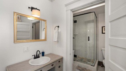 Greenbriar Inn - image 25