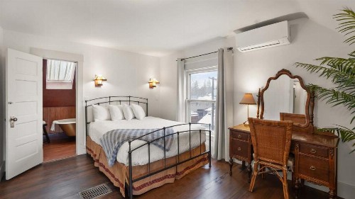 Greenbriar Inn - image 31