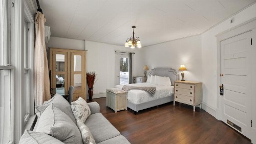 Greenbriar Inn - image 32