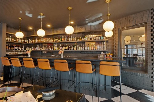 Greenbriar Inn - image 5