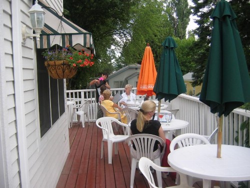 Greenbriar Inn - image 9