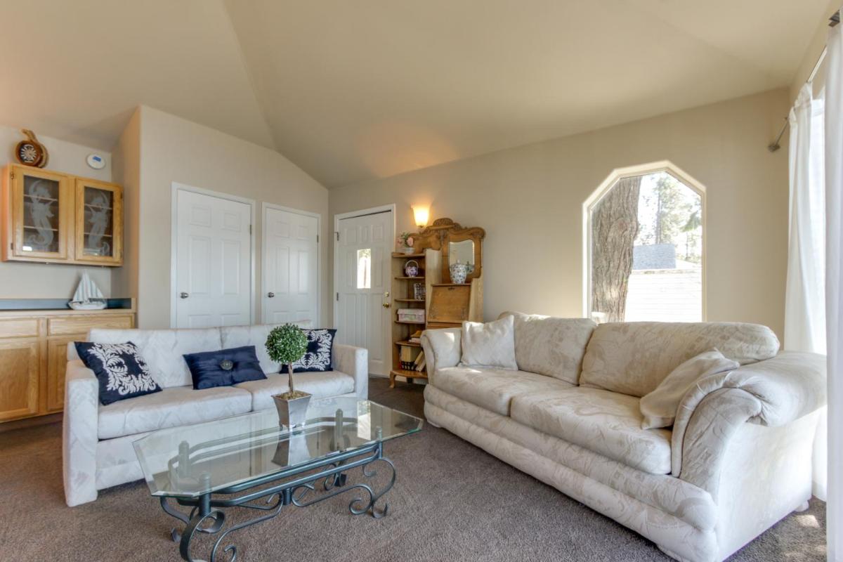 The Silver Beach House - image 7