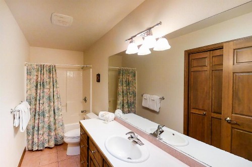 Coeur d'Alene Country Retreat - image 5