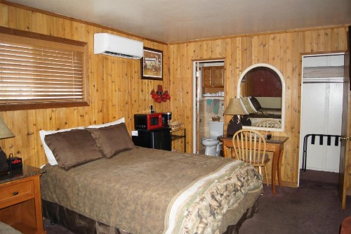 Flamingo Motel - image 20