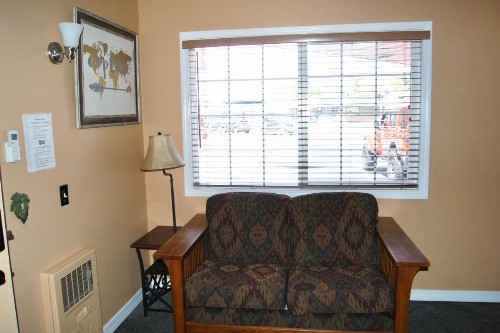 Flamingo Motel - image 21