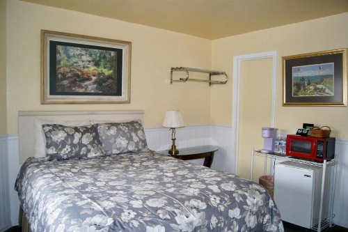 Flamingo Motel - image 7
