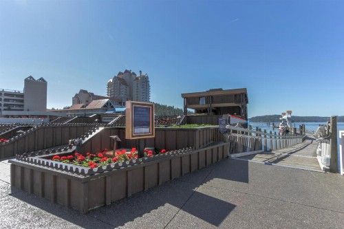 6th Street Retreat - image 9