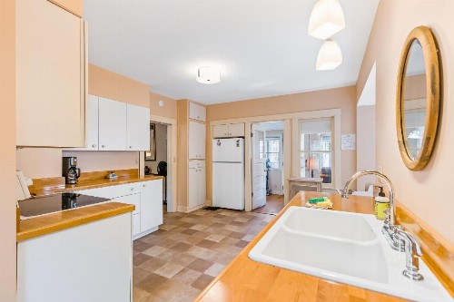 Patty's Place - image 3