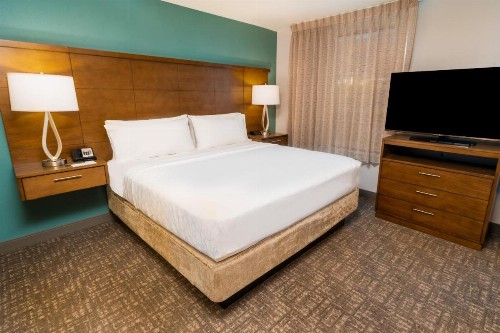 Staybridge Suites Coeur d'Alene an IHG Hotel - image 9