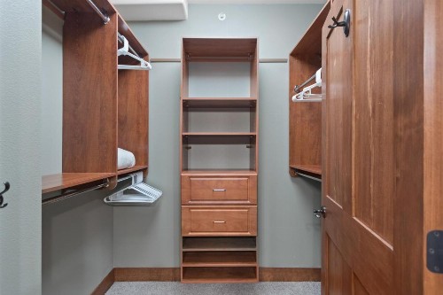 Fabulous Riverstone Retreat - image 12