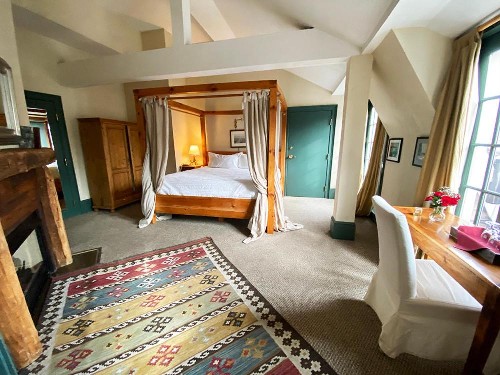 The Red Lion Inn - image 2