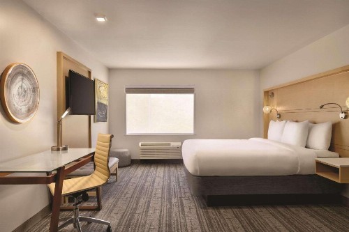 Radisson Hotel Atlanta Airport - image 16