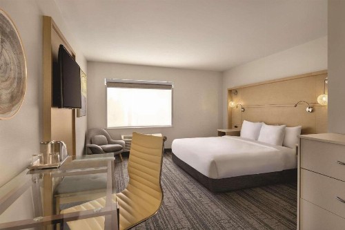 Radisson Hotel Atlanta Airport - image 25