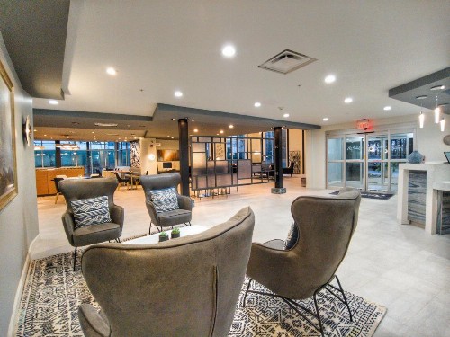 Radisson Hotel Atlanta Airport - image 4