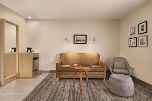Radisson Hotel Atlanta Airport - image 42