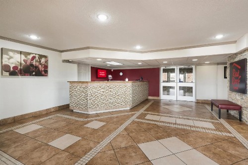 Manor Inn College Station - image 29
