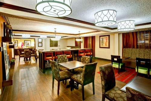 Hampton Inn College Station-Near Texas A&M University - image 7