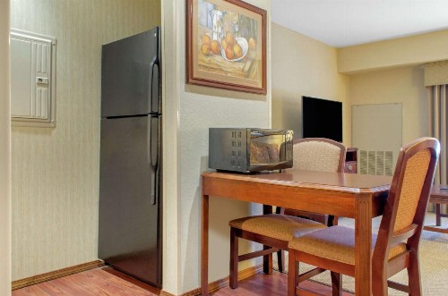 Homewood Suites by Hilton College Station - image 11