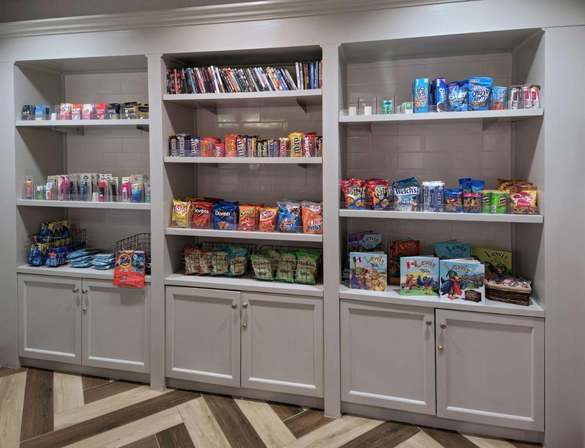 Homewood Suites by Hilton College Station - image 7
