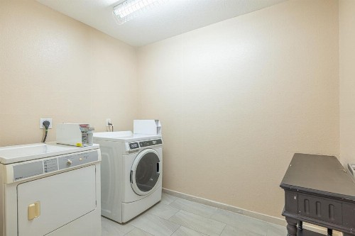 Holiday Inn Express Hotel & Suites College Station an IHG Hotel - image 40