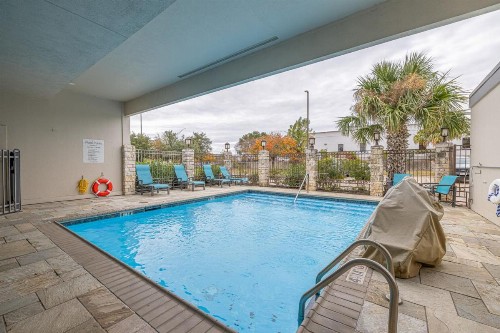 Holiday Inn Express Hotel & Suites College Station an IHG Hotel - image 42