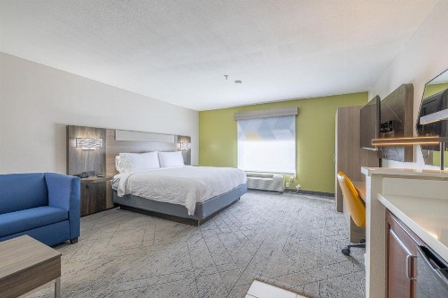 Holiday Inn Express Hotel & Suites College Station an IHG Hotel - image 50