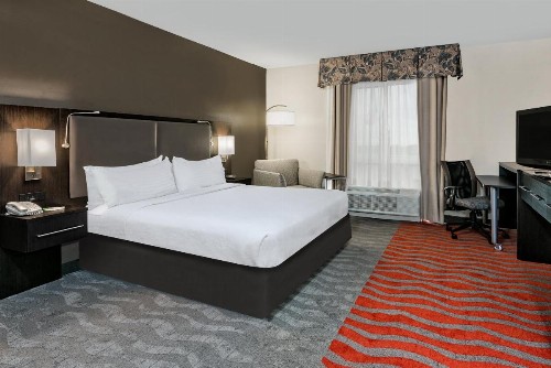 Holiday Inn & Suites College Station-Aggieland an IHG Hotel - image 36