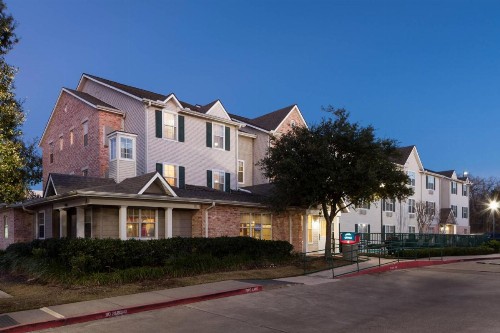 TownePlace Suites by Marriott College Station - image 19