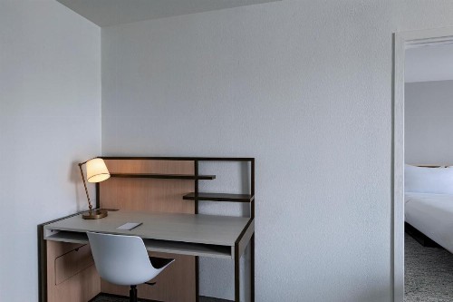 TownePlace Suites by Marriott College Station - image 2