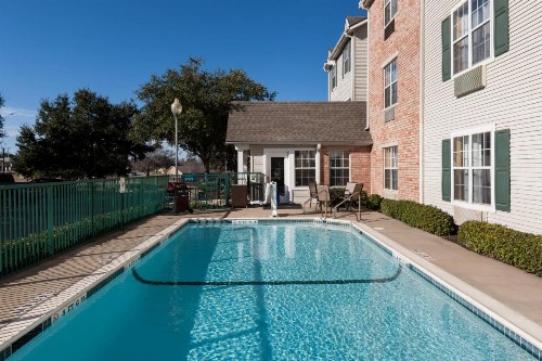 TownePlace Suites by Marriott College Station - image 31