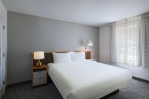 TownePlace Suites by Marriott College Station - image 7