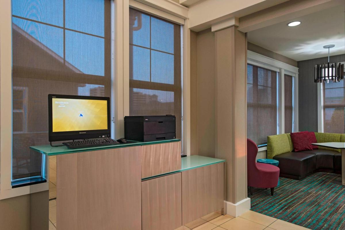 Residence Inn Bryan College Station - image 4