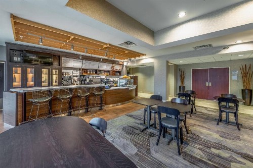 Courtyard by Marriott Bryan College Station - image 14