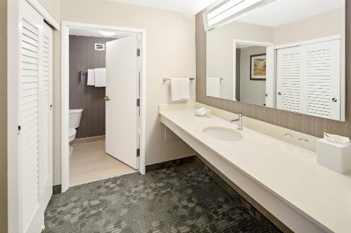 Courtyard by Marriott Bryan College Station - image 23