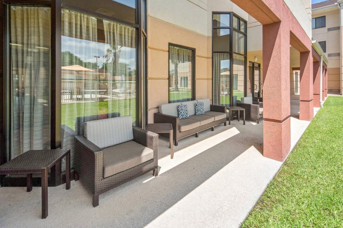 Courtyard by Marriott Bryan College Station - image 3