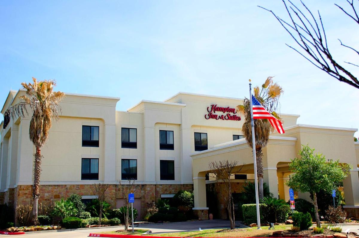 Hampton Inn & Suites College Station - main image