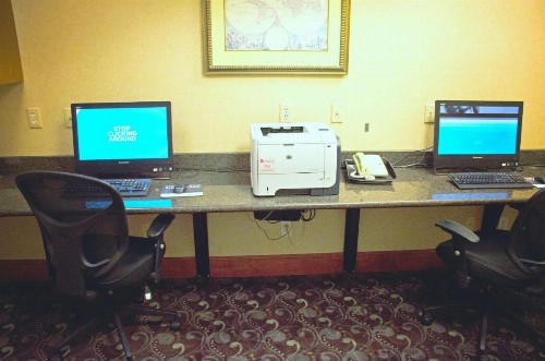 Hampton Inn & Suites College Station - image 37