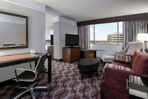 Hilton College Station & Conference Center - image 15