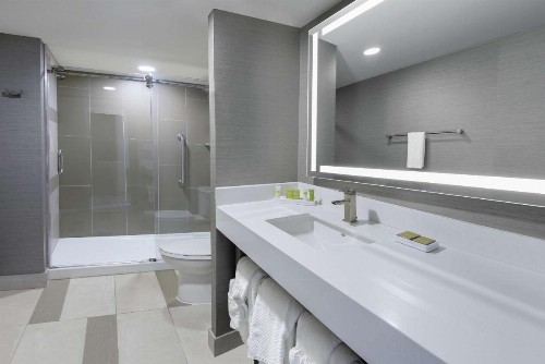 Hilton College Station & Conference Center - image 23