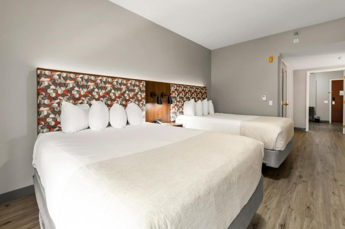 Hawthorn Suites by Wyndham College Station - image 2