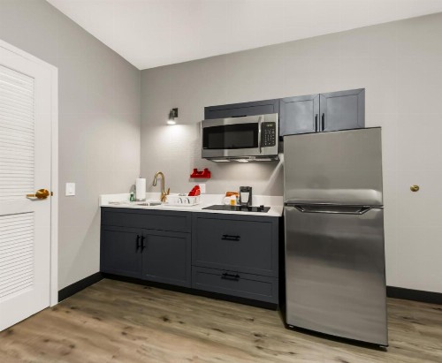 Hawthorn Suites by Wyndham College Station - image 34